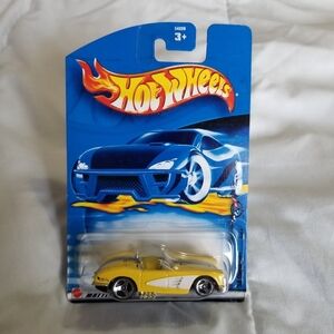 2002 Hot Wheel 1958 Corvette Yellow & White New